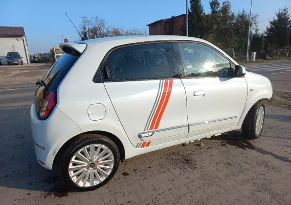 renault twingo Renault Twingo cena 29700 przebieg: 6200, rok produkcji 2021 z Tczew